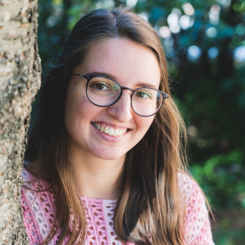 Portraitfoto von Lena Gatschnegg